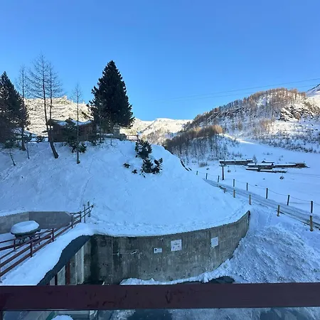 Homeby, Casa Cime Bianche ブレウイル・チェルヴィナイア